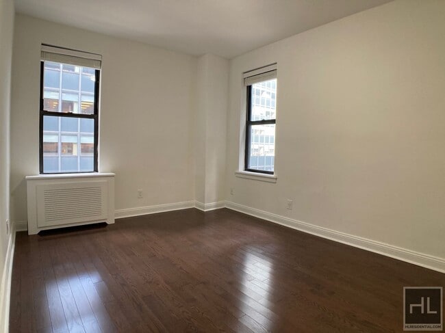 Photo - EAST 46 STREET Unit 2O