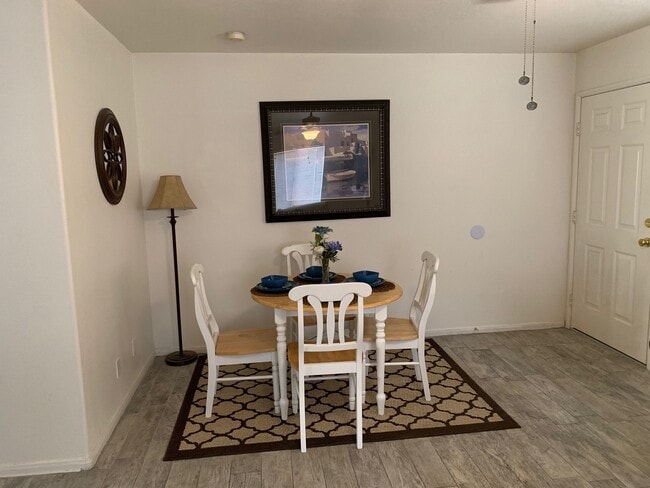 Photo - 6643 Desert Queen Ave Unidad 6643 Desert Queen  A