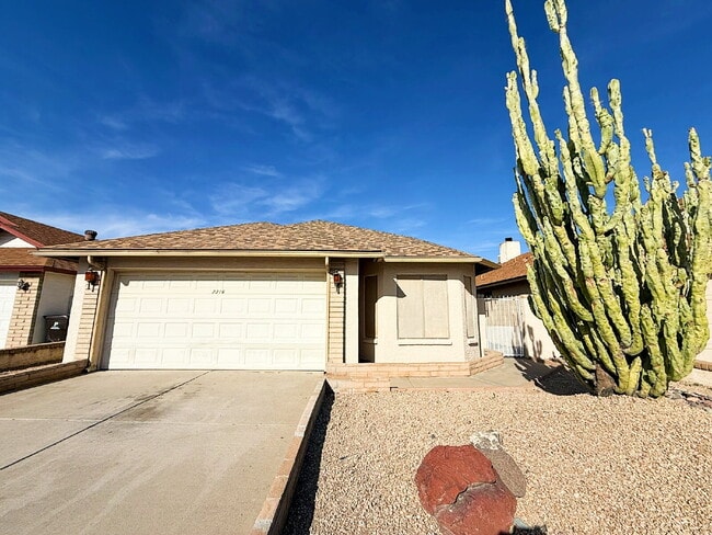 Building Photo - Charming 3-Bedroom Home for Rent in Highly Desirable Peoria School District!