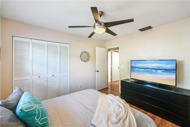 Photo - 878 Meadowland Dr