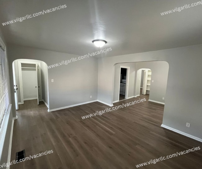 Photo - 4110 Drummond St Unit 1