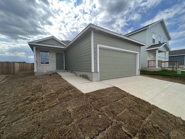 Building Photo - 5479 Daphne Path Rental