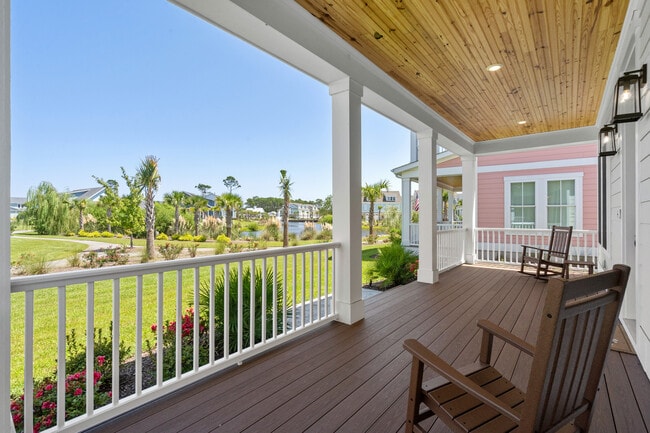 Photo - 8092 Laurel Ash Ave