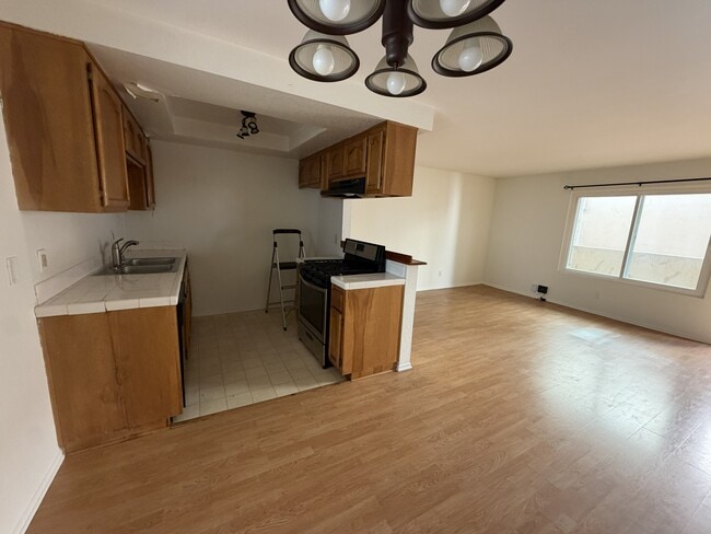 Photo - 543 E Walnut Ave Unit 3