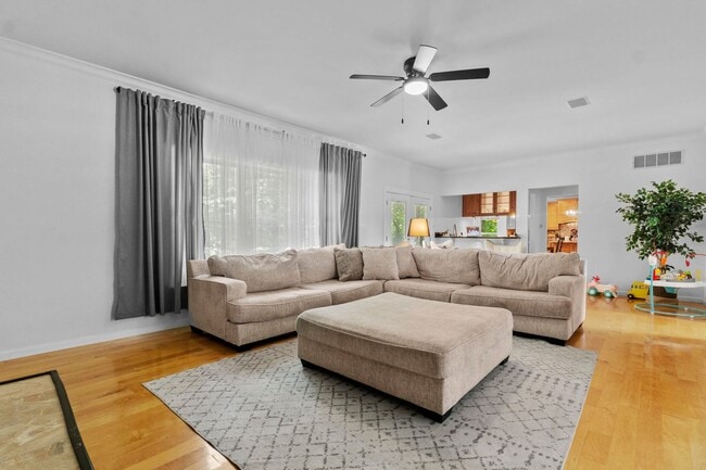 Photo - 16611 Highland Summit Dr