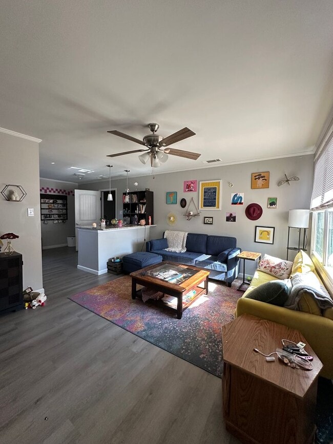 Photo - 4 Bedroom house on the East-side, Move-in August 10th 2026