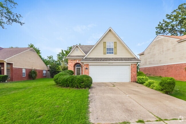 Building Photo - 10746 Pecan View Dr Rental
