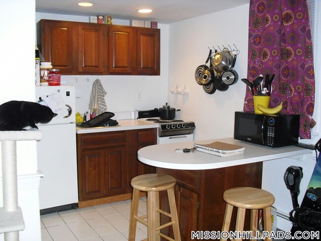 Photo - 61 S Huntington Ave Unidad 303