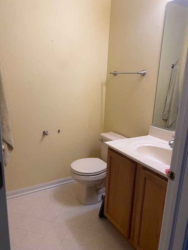 Photo - 1915 Chestnut Grove Dr