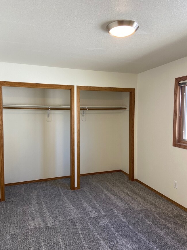 Photo - 1543 S Washington St