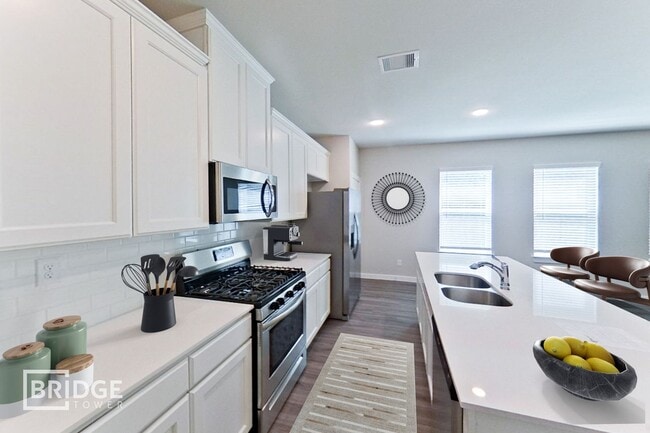 Photo - 416 Huisache St