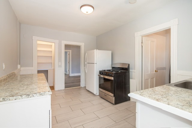 Photo - 230 Marble St