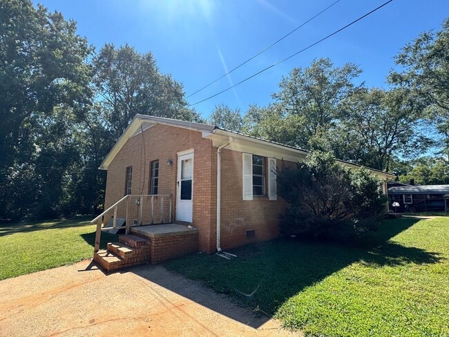 Building Photo - 122 Woodland Ave Unit B Rental