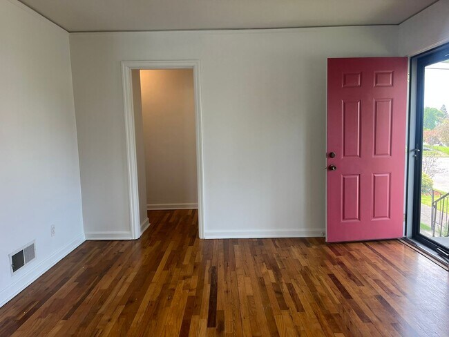 Photo - Charming N. Portland Apartment located in the Piedmont Neighborhood!