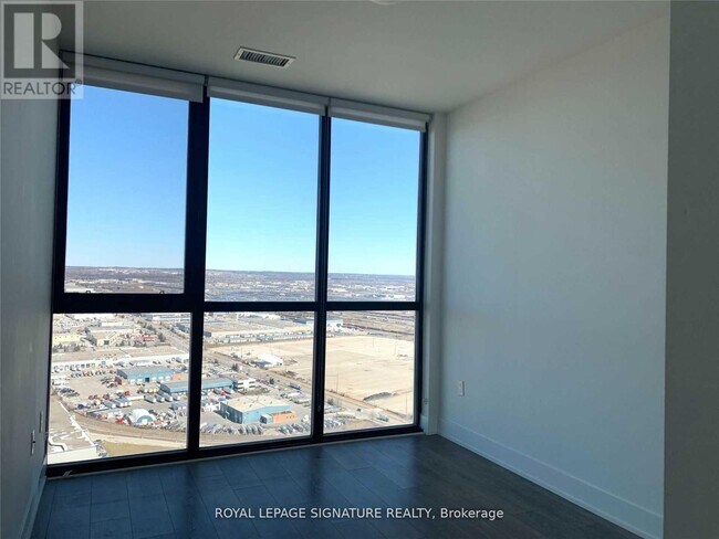 Photo - 2916 Hwy 7 Unité 3707