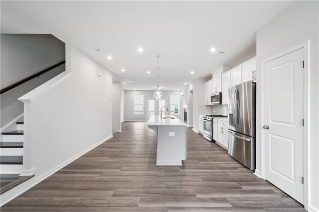 Photo - 909 Colton Dr