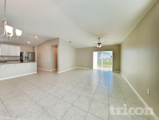 Photo - 624 Bullrush Ct