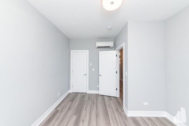 Photo - 1 bedroom in Chicago IL 60613 Unidad E1