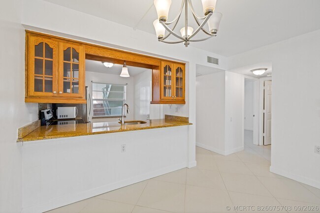 Photo - 1105 Bahama Bend Unit A1