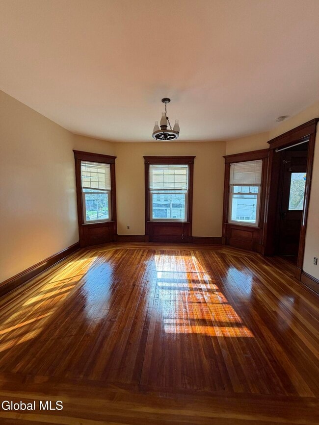 Photo - 737 Mason St Unidad 2