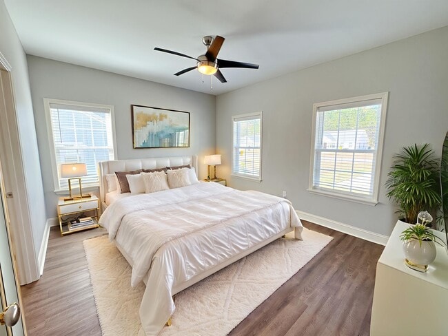 Photo - 227 Firefly Ln