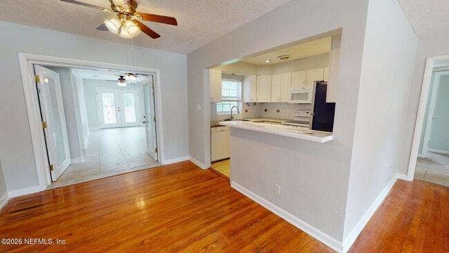 Photo - 8229 Hogan Rd