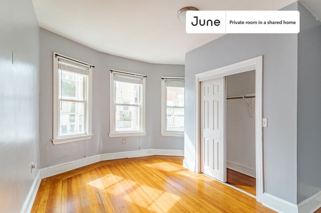 Photo - Room in Shared 3 bed/1.5 bath home Unidad A