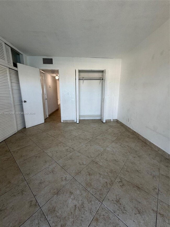 Photo - 7917 West Dr Unidad 19