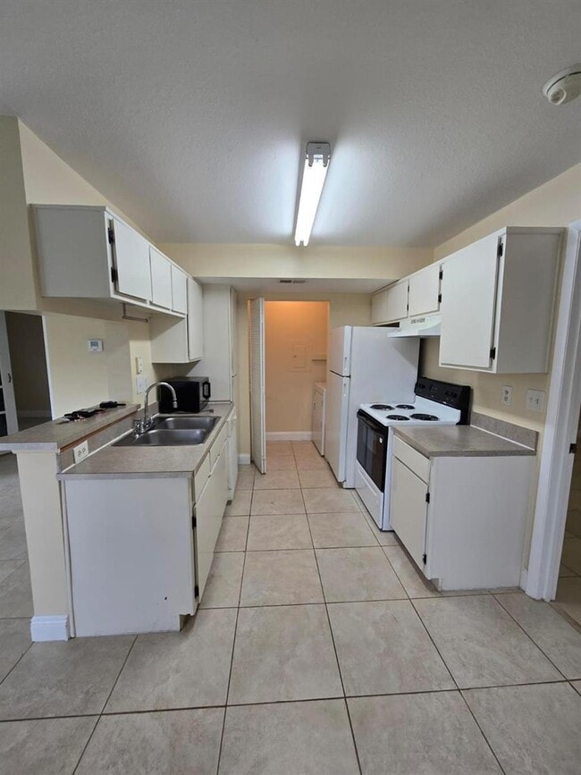 Photo - 8775 NW 39th St Unit 8775
