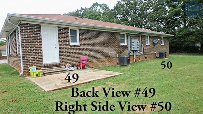 Photo - 702 Couch St