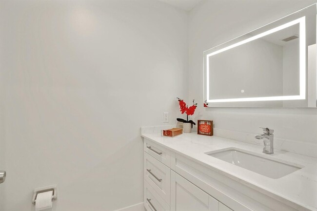 Photo - 3961 Adra Ave