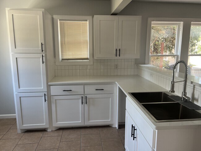 Photo - 2021 15th St