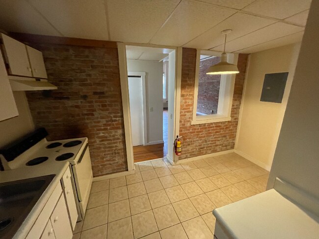 Photo - 41 Academy St Unidad 2C