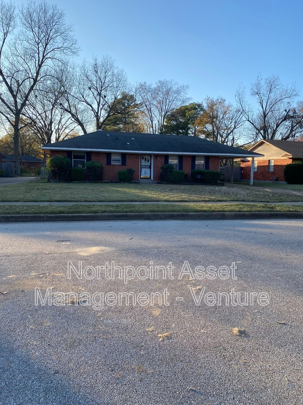 Photo - 3595 Gowan Dr