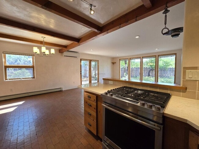 Photo - 133 Valley Dr