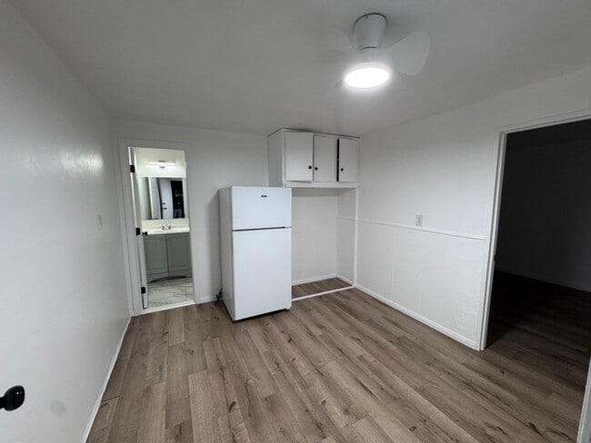 Photo - 1 Estelle St