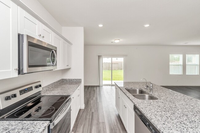 Photo - 7810 Hightree Dr
