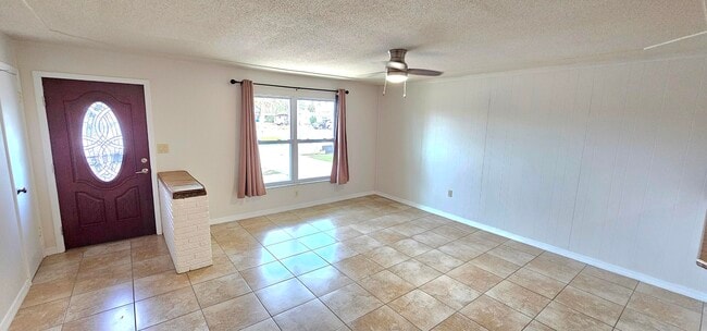 Photo - 1380 Floral Ln