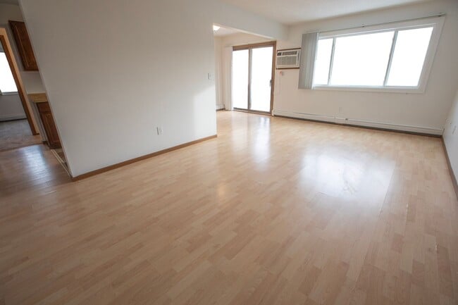 Photo - Hidden Valley Apartments