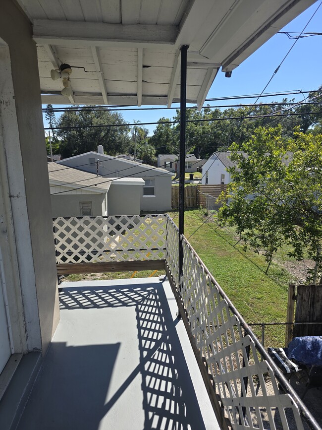 Photo - 2544 16th Ave S Unidad 1/2 upstairs
