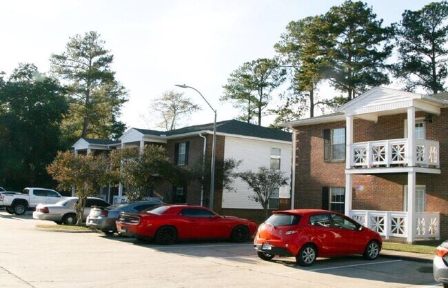 Photo - Waterforde Place Apartments