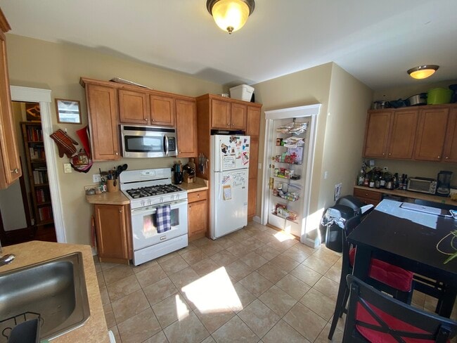 Photo - 224 Holland St