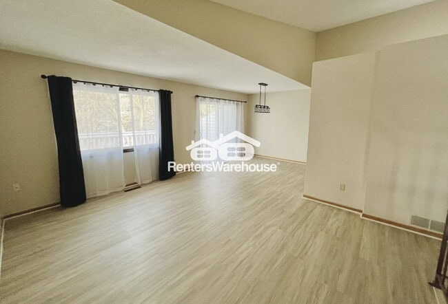 Photo - 11221 Xavier Cir