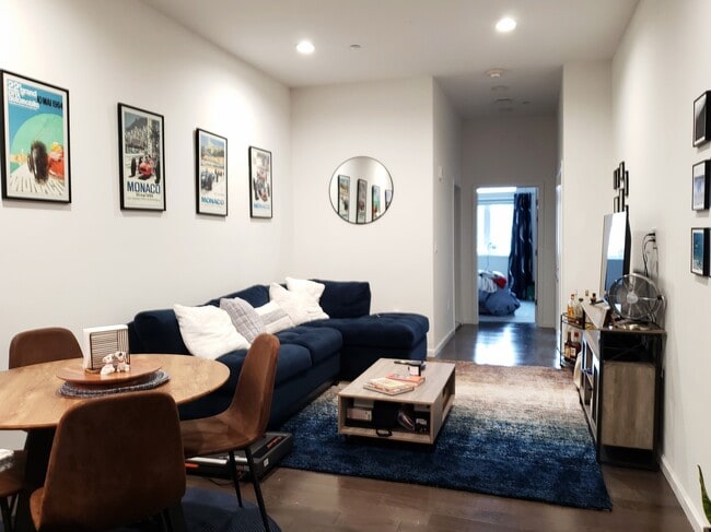 Photo - 415 New York Ave