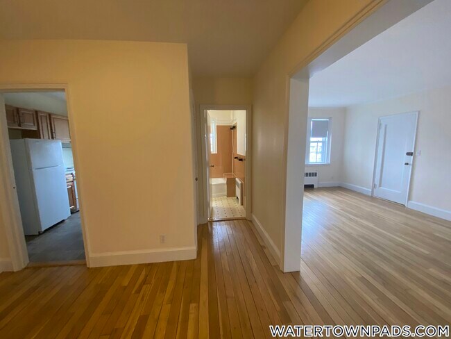 Photo - 550 Belmont St Unit 2