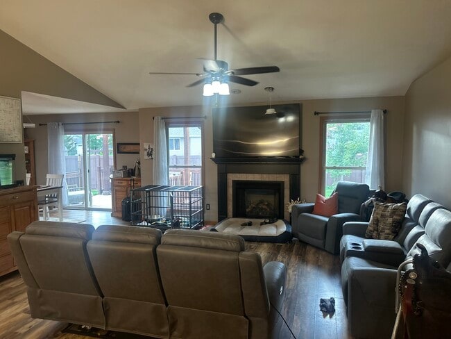 Photo - 1801 Lynnette Ct