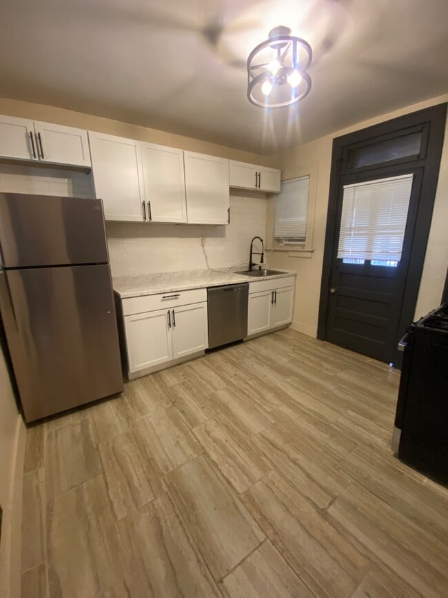 Building Photo - 4301 Potomac St