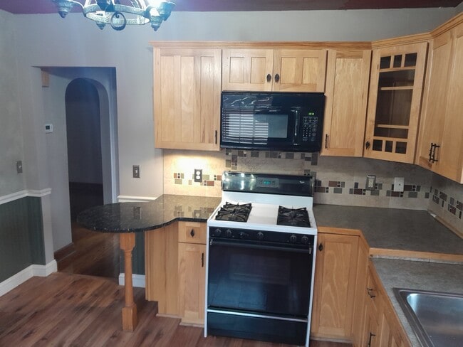 Photo - 934 Garfield St Unit 934 Garfield St