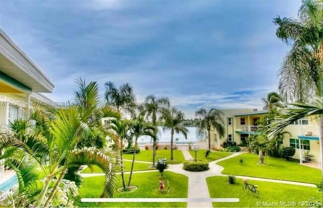 Photo - 910 Bay Dr Unit 9