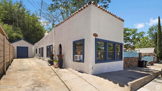 Building Photo - 188 S Adonis Ave Rental